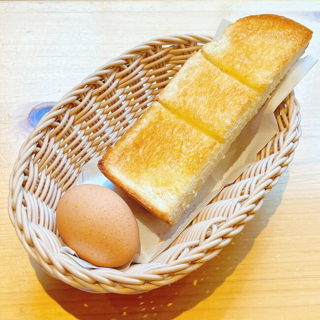 「5リットルくらい飲みたい!」コメダの“絶品すぎるモーニング”パンを浸して食べたら至福です「濃厚で旨味たっぷり」「と~っても美味しかった」