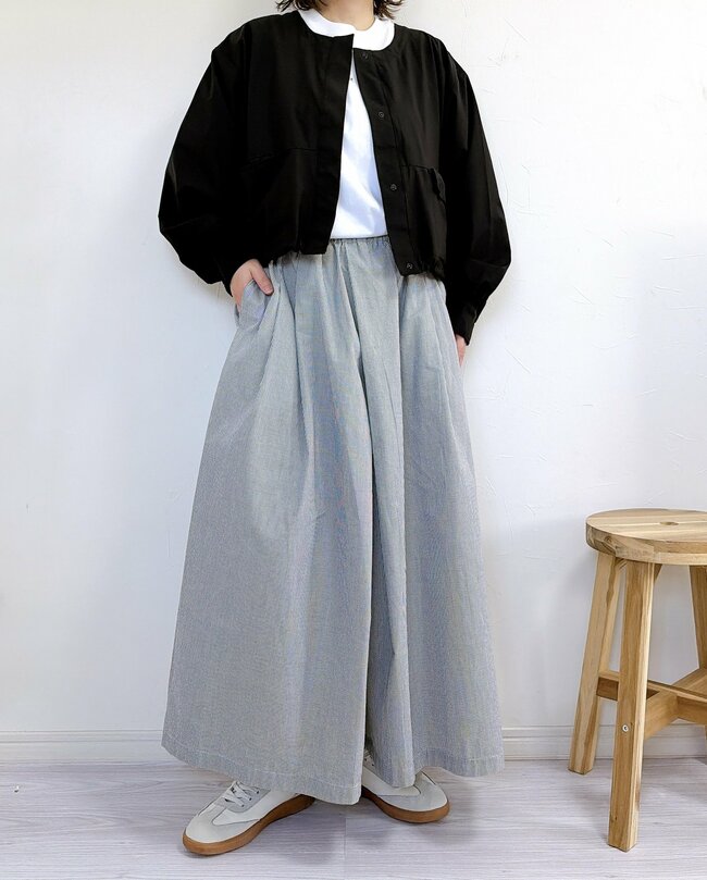 「即買いしました」無印良品の“スカートみたいなパンツ”が体型カバーできて楽ちん！「これからヘビロテ」「上品で可愛く見えます」
