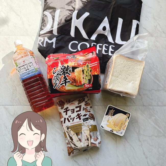 「安いし使いやすい！」カルディの“10kg入る保冷バッグ”買い物のたびに持ち歩いてる！「パックされた食材が安定します」「冷凍、冷蔵物も安心して買える」