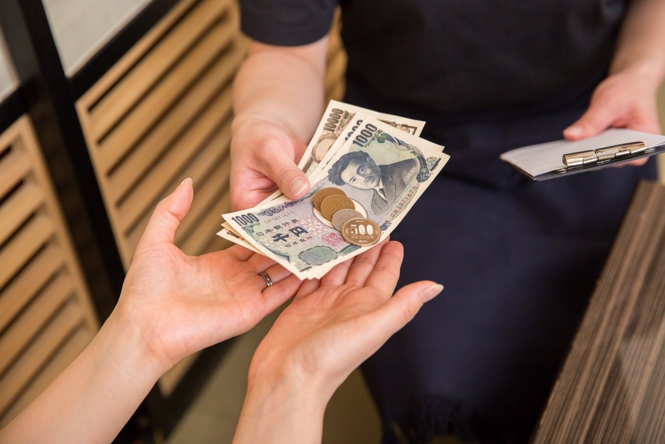 【お会計が22480円。3人で割り勘できる?】瞬時に即答できない人は数字に弱い二流。一流はどう考える?