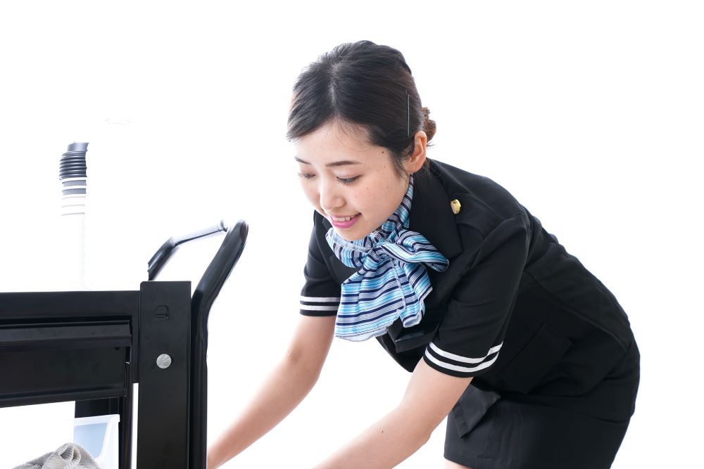 「貨物新幹線」検討でグランクラスはどうなる?値上げ&サービス改悪で「廃止」懸念する声も
