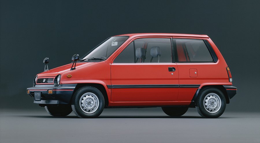 ホンダの小型EV「スーパーワン」はなぜ売れた？40年前の名車「シティターボII」のDNAを継ぐ強烈な加速感