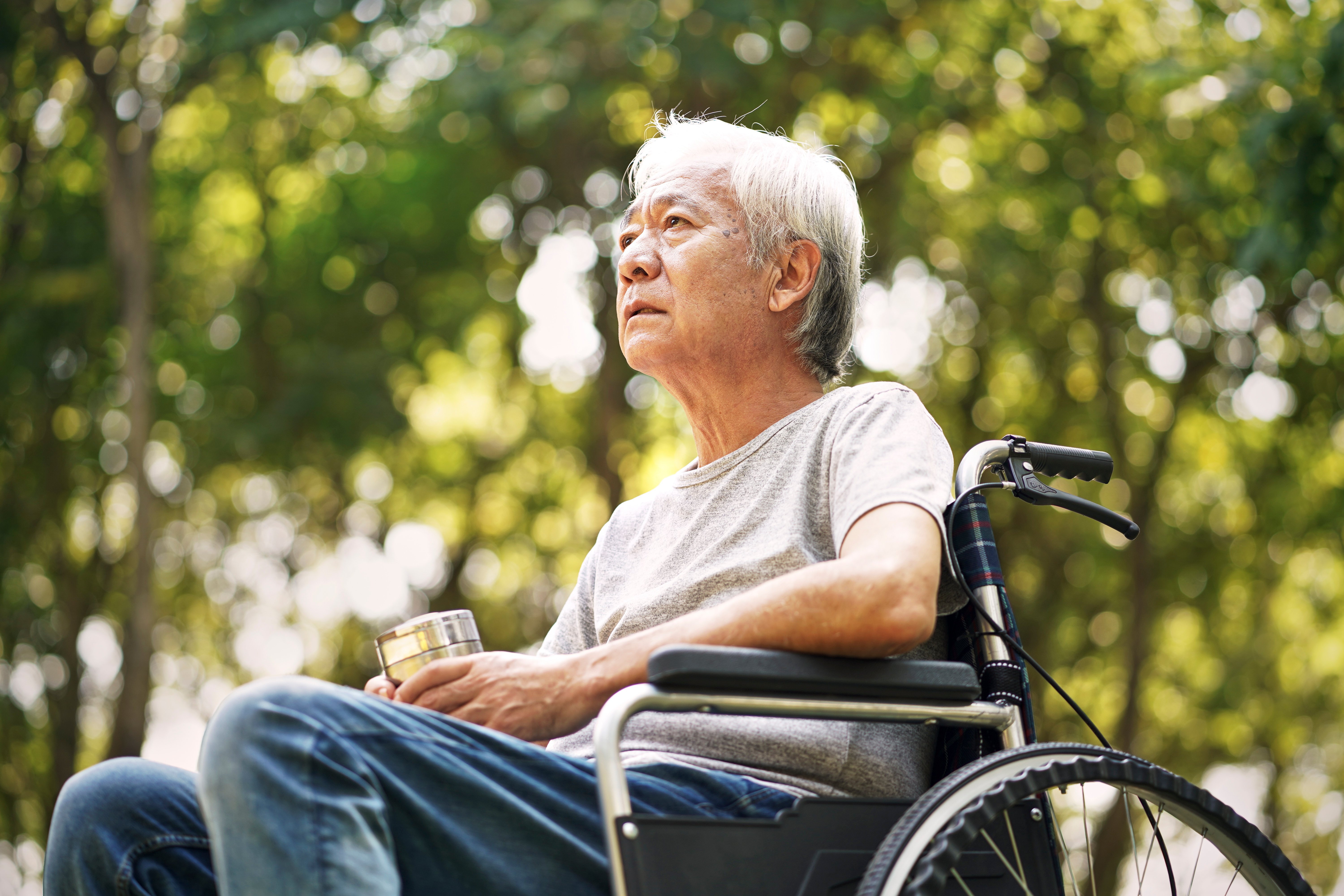 【老後】「自分の人生は何だったのか?」と後悔する人の共通点