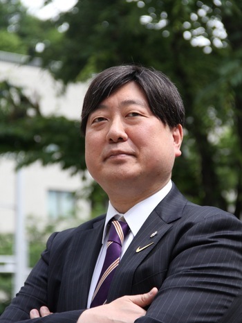 「中規模チームとして、目の前の結果に一喜一憂しない」<br />サンフレッチェ広島社長が語るJ1二連覇の秘訣<br />【Jリーグ強豪3社長インタビュー(3)】