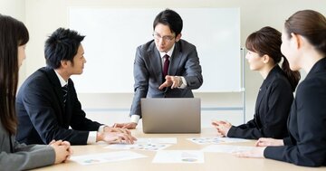 「見えない貢献者」を評価できないチームは、なぜ崩壊するのか？