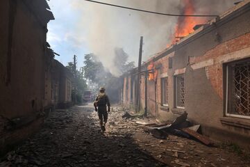 露軍がルガンスク州制圧主張、ウクライナ軍はリシチャンスクから撤退