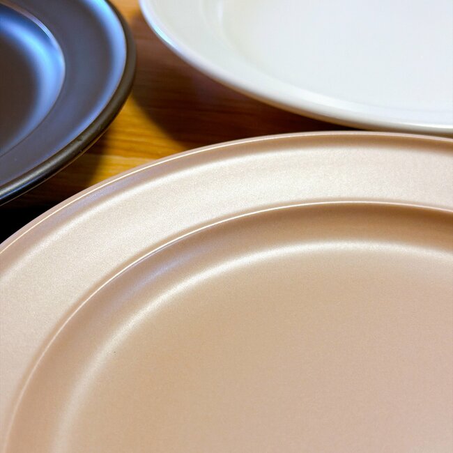 まとめ買いして大正解でした！セリアの「喫茶店みたいなオシャレ食器」お店でモーニングを食べてる気分になります！《購入レビュー》