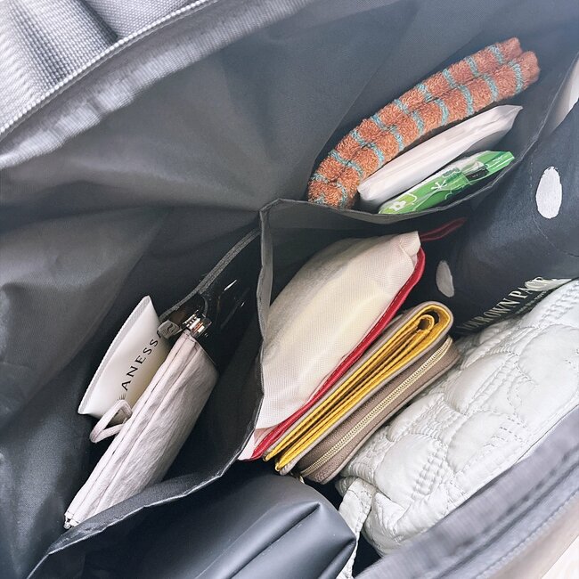 1泊分の荷物が入って優秀！無印良品の「疲れにくい大容量バッグ」ふっくらしたフォルムが可愛い！《購入レビュー》