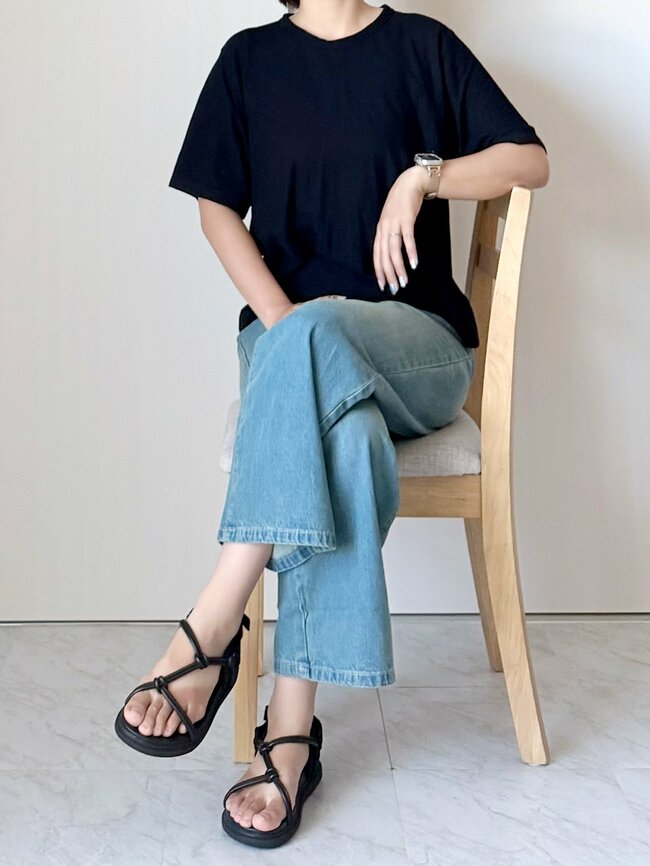 「毎日着用してます」ハニーズの“美シルエットなパンツ”楽ちんなのに体型カバーできて優秀!「色違いでヘビロテ」「シルエットがかわいい」《購入レビュー》