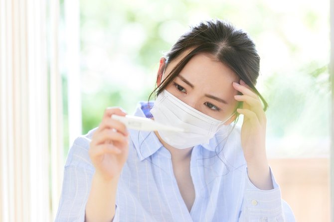 新型コロナの再感染率は?感染半年後で0.65%