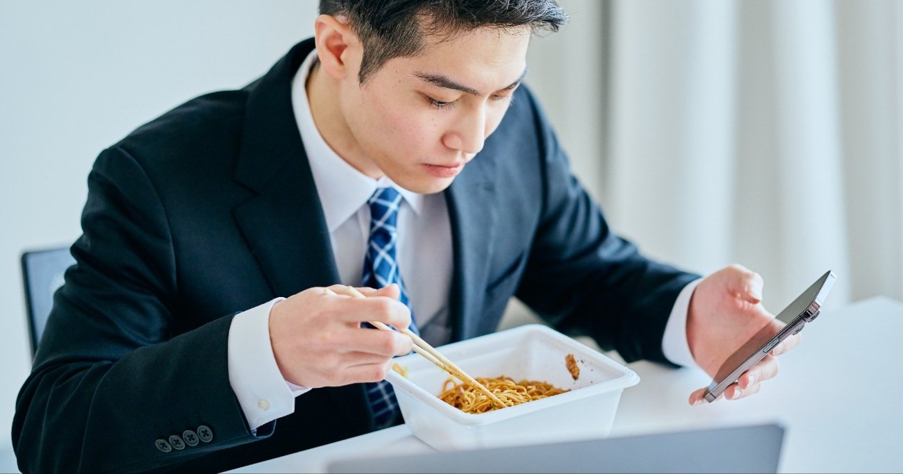 【医者が教える】「ランチで選んではいけない食事」ワースト3 - 医者が教える 栄養学的に正しい最高の食事術