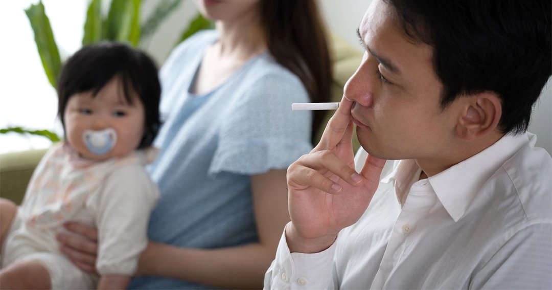 喫煙者の親を持つ子どもは、成人して関節リウマチを発症するリスクが高い