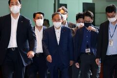 菅氏、イチゴ畑から日本の頂点へ