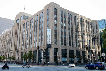 マスク氏の買収案、ツイッターが株主採決へ