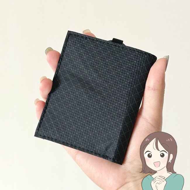 「結構入る！」「薄くて軽い」無印良品の“ぺったんこミニ財布”デザインも収納力も大満足！「即決購入しました」《購入レビュー》