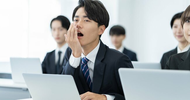 「質問ありませんか？→シーン…」はなぜ起こる？リーダーがやりがちなNG言動