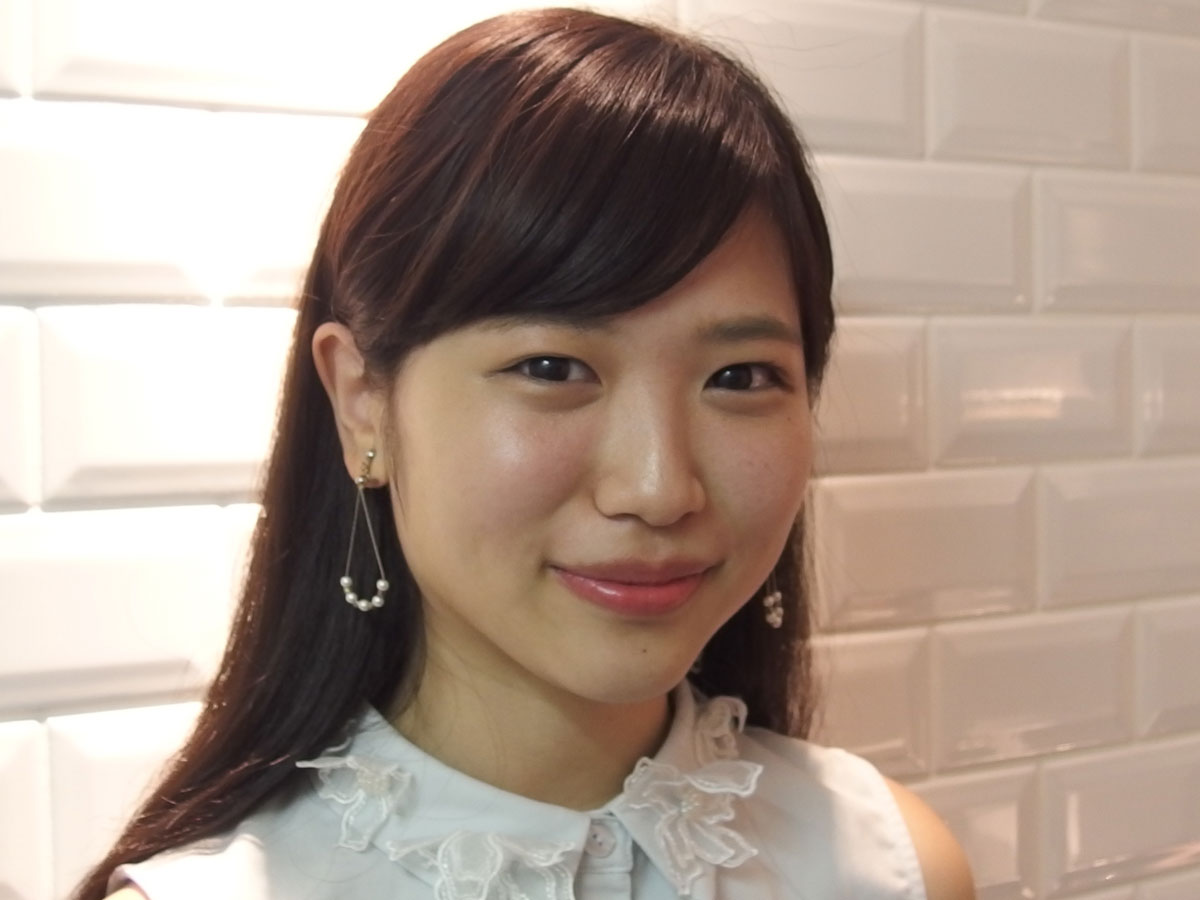 渋谷「すっぴん女子カフェバー」に癒されたいオジサン殺到