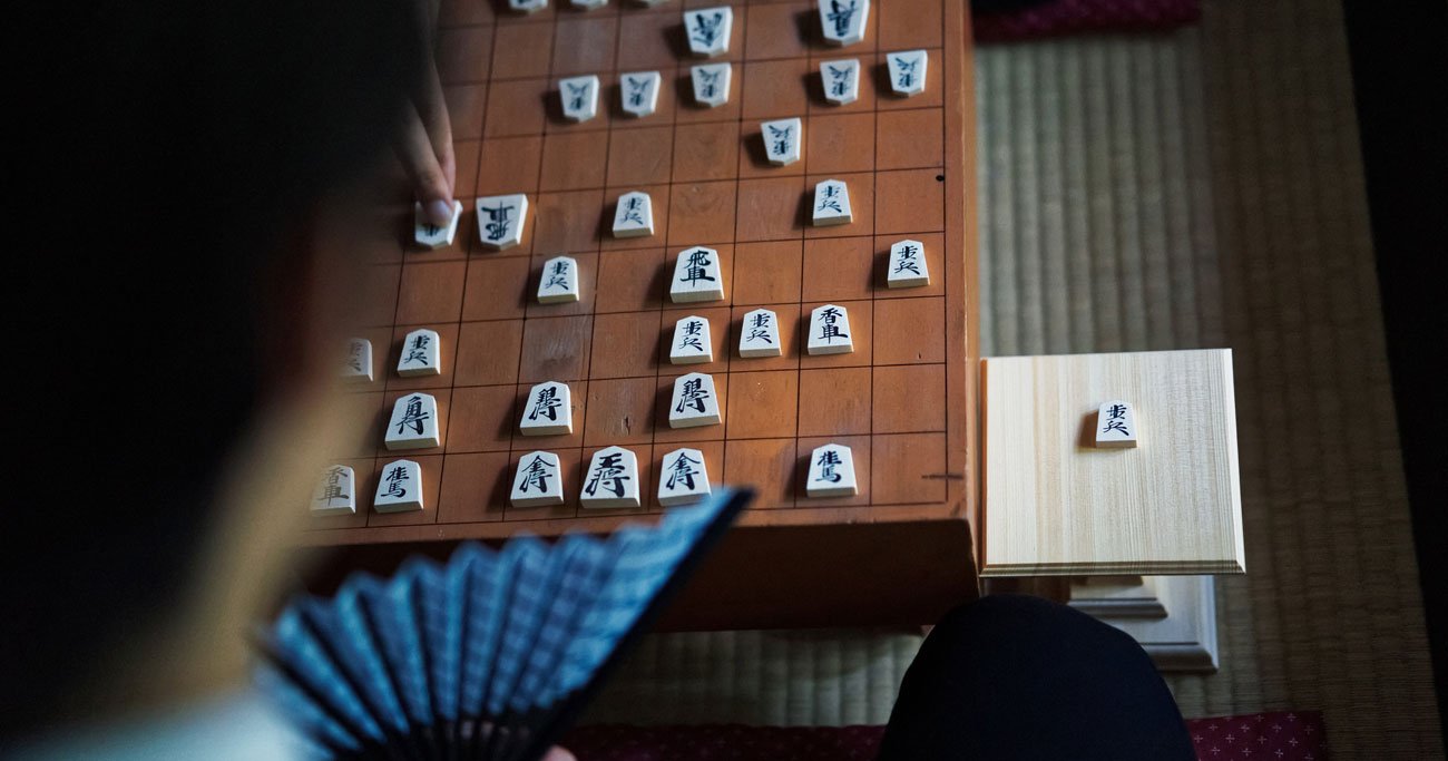 なぜプロ棋士は対局後の感想戦で棋譜を完璧に覚えているのか