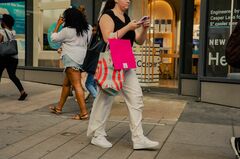 米経済に底堅さ、後退予想を覆す