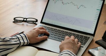 【全財産90万円から株式投資で2億円】投資家目線でみる最強のビジネスモデルとは?