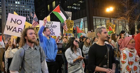 イラン軍事攻撃で米国「若年層」に広がるトランプ離れと“2016年”ノスタルジア