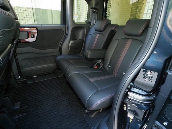 ホンダn Box 魅力充実 日本で一番売れているクルマの秘密 試乗記 Car And Driver 注目カー ファイル ダイヤモンド オンライン