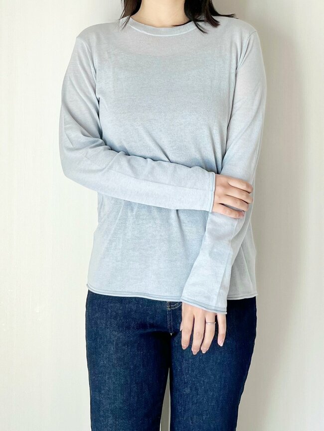 絶妙な透け感がたまらない！無印良品の「ふんわりトップス」華奢見えする上に、ロングシーズン着回せます！