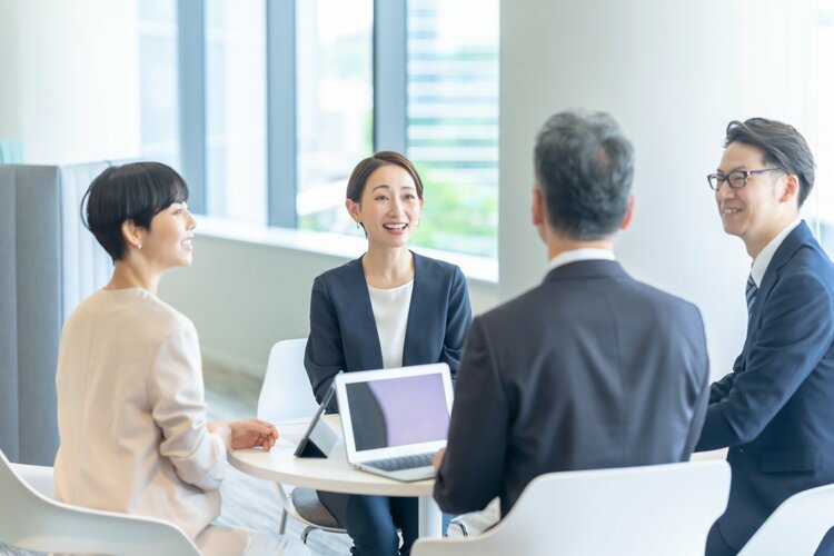 職場にいる「仕事ができる人」と「上司の顔色ばかりうかがう人」の決定的な違い