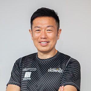 中野 ジェームズ 修一