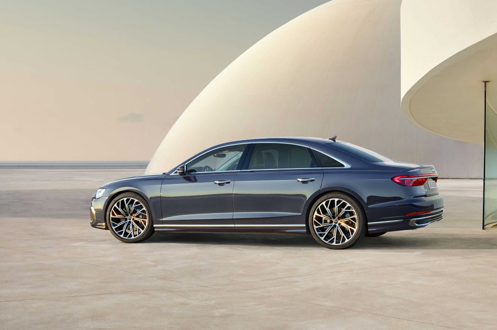 アウディ新型 A8 セダン不人気説を覆す別格の走り 性能 デザイン 男のオフビジネス ダイヤモンド オンライン