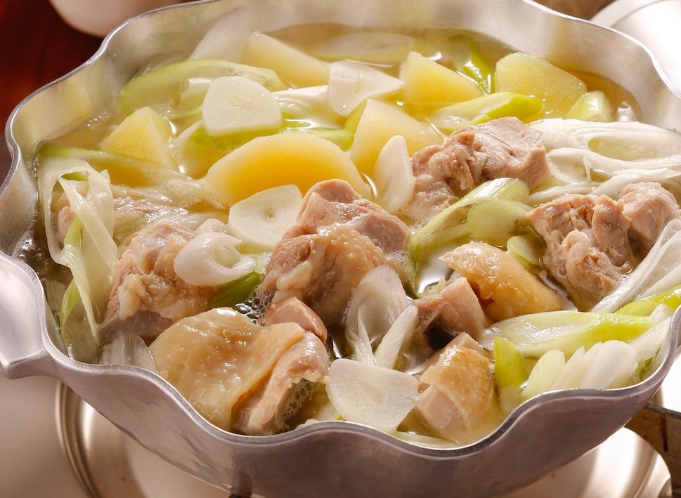 【小鍋レシピ】鶏もも肉のタッカンマリ風鍋