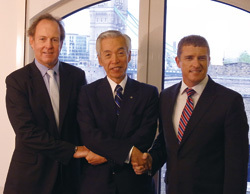 NTTコム本社が欧州移転?<br />仰天の構想を温める持株会社