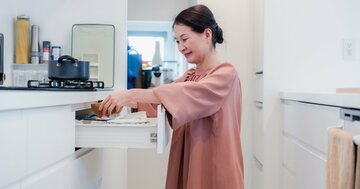 【哲学と宗教】モノに囲まれる人と、豊かに暮らす人の決定的な差
