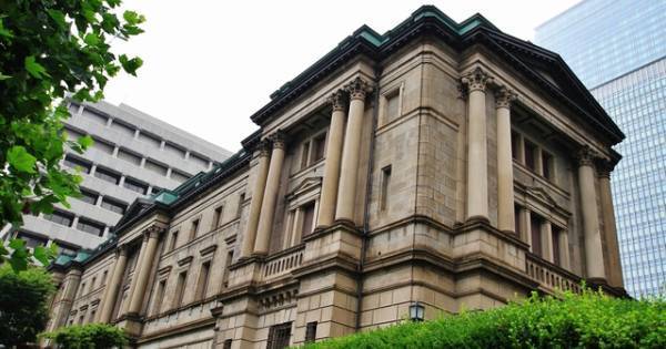 増税見送りなら、日銀は「財政ファイナンス」責任論を免れない