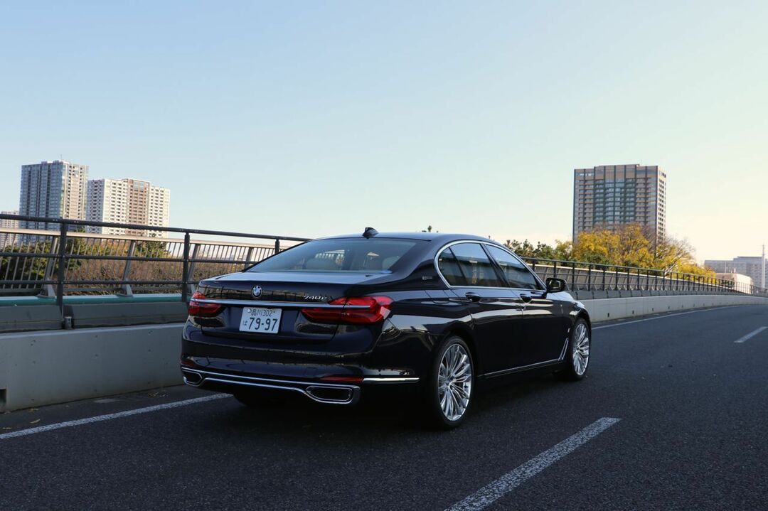高級セダンがハイブリッドでいいじゃないか<br />BMW740e iPerformanceをお勧めしたいワケ