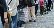 「2000円のために徹夜？」古古米を笑う人が、なぜか毎年すすんで並ぶ「タイパ最悪の行列」とは
