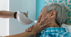 【91歳の医師が教える】意地でもパンツをはかない、食事をしない…徹底的に逆らう認知症患者の“不可解な行動”に隠されたワケ