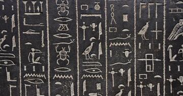 実は日本語とそっくり!?古代エジプトの象形文字に隠された、漢字との意外な共通点