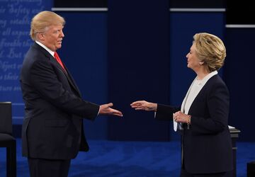 バイデン氏「好感度」が強み、トランプ氏の攻撃響かず