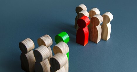 お家騒動で企業価値が吹き飛ぶ前に…同族経営に必要なファミリーガバナンスの基本を解説