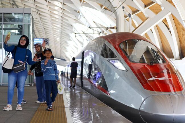 インドネシア高速鉄道だけじゃなかった…！東南アジアで次々苦境、中国主導の「3大ダメ構造」とは？