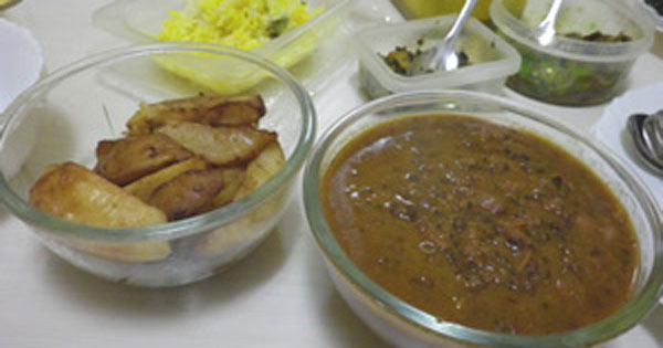 やっぱりランチはみんなでカレー!?もしも同僚が全員インド人だったら…