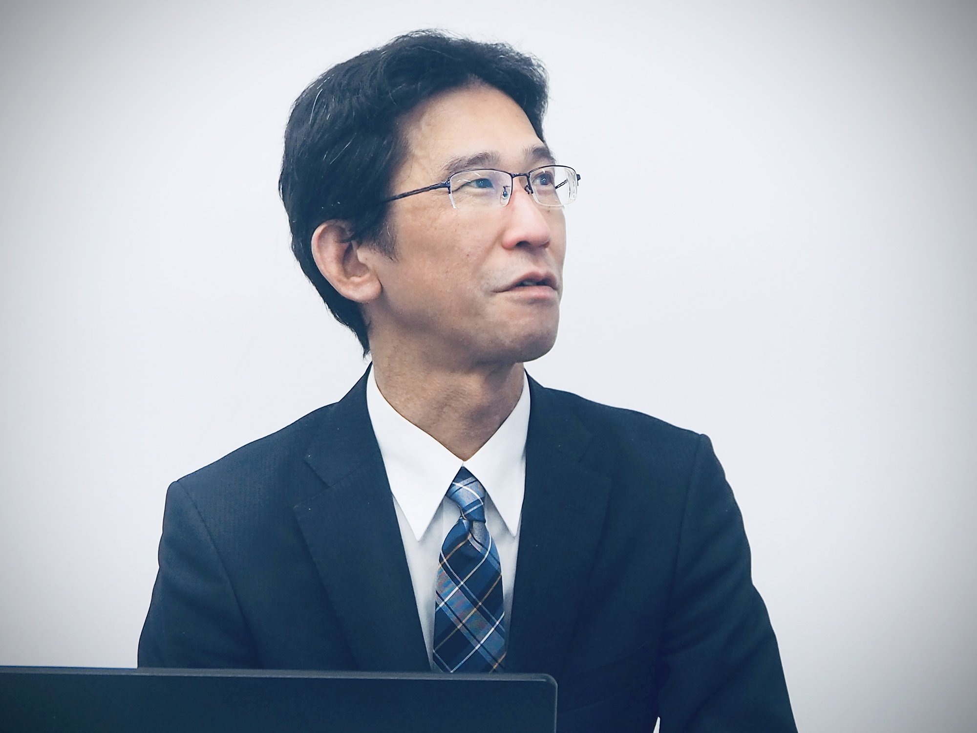 山口氏