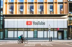 YouTubeのアルゴリズム、問題動画に誘導