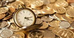 「そりゃお金も時間も増えるわ…」しんどい人生が激変する「9つの習慣」とは？