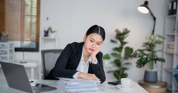 誰も怒らない職場で、なぜ人は潰れるのか