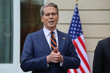 米、海上輸送中のイラン産原油への制裁解除検討＝財務長官