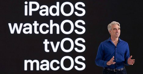 自動車産業に参入するアップルの真意を読み解く