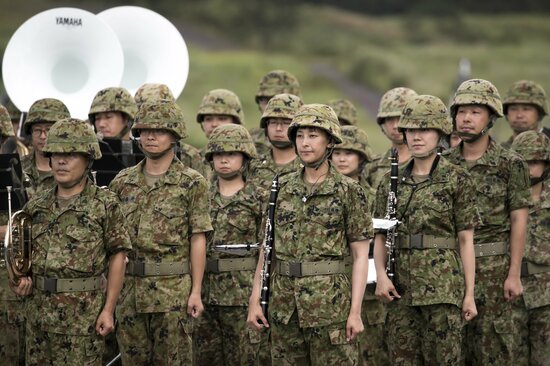 「なぜ自衛隊に音楽隊が必要？」「音楽隊も戦闘訓練するの？」→防衛省OBの答えが的確すぎた！