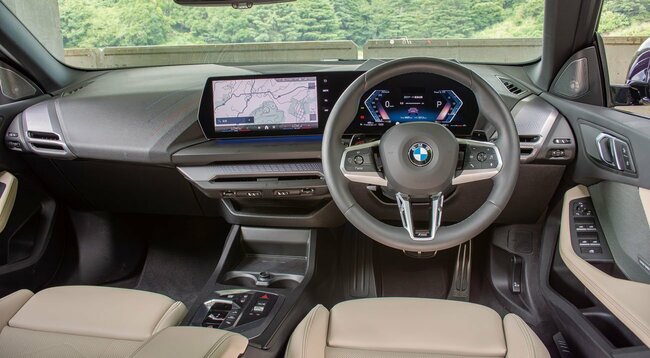 BMW 220dグランクーペ Mスポーツインパネ